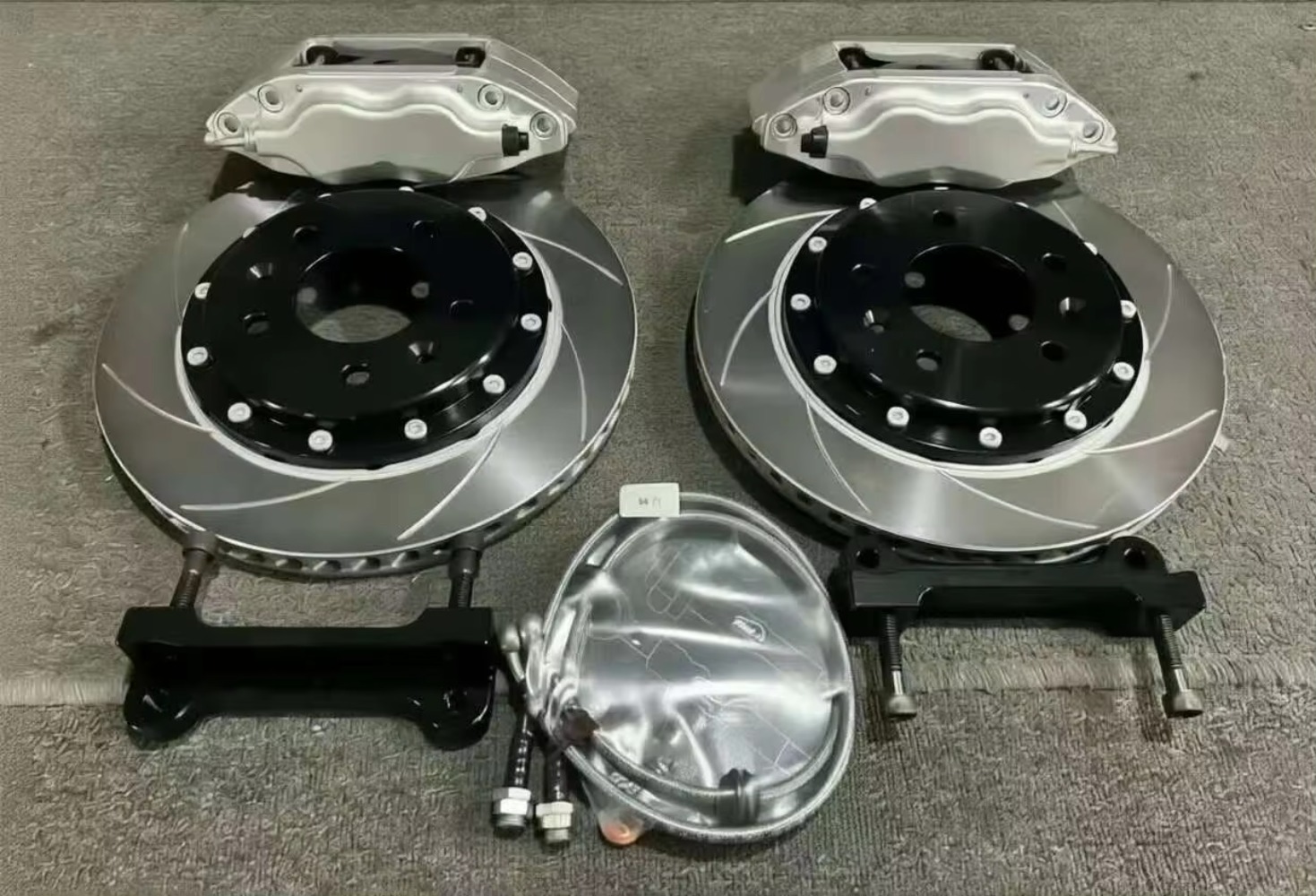 Nuevos Kits de Caliper de Fren - Forged Front Brake Caliper 4 Piston reseña y precio